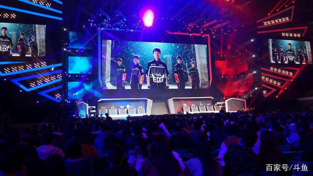 外媒统计2022年最火电竞赛事TOP10：S12断崖式领先